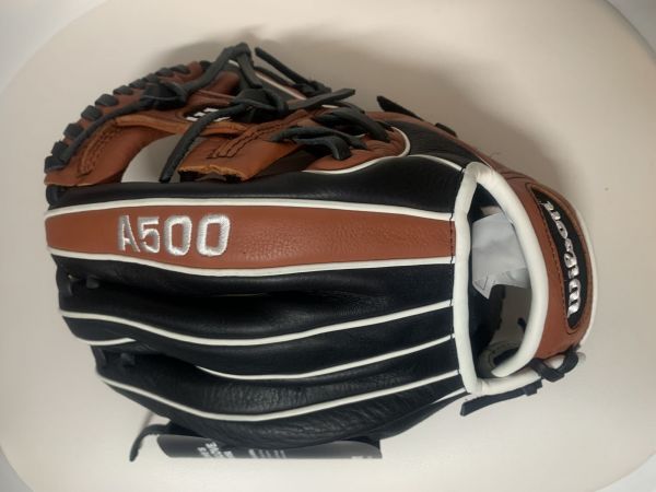 Wilson A500
